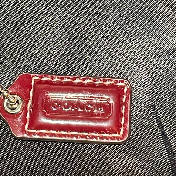 NWOT Coach wristlet in burgundy patent leather with monogram C’s - Picture 4 of 5